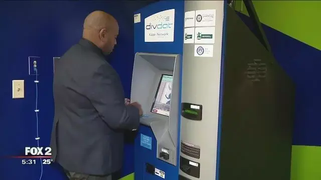 man Atm image